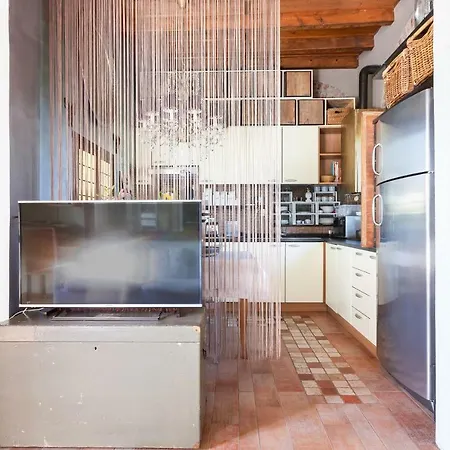 Naviglio Pavese Charming Flat *